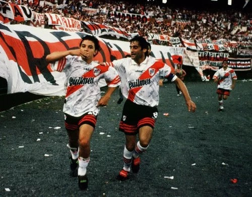 River Plate 1996 Retro Jersey - Marcelo Gallardo #10